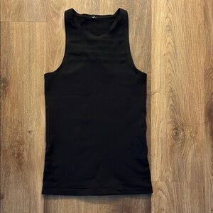 Lululemon Black Sleeveless Tank Top size 6
